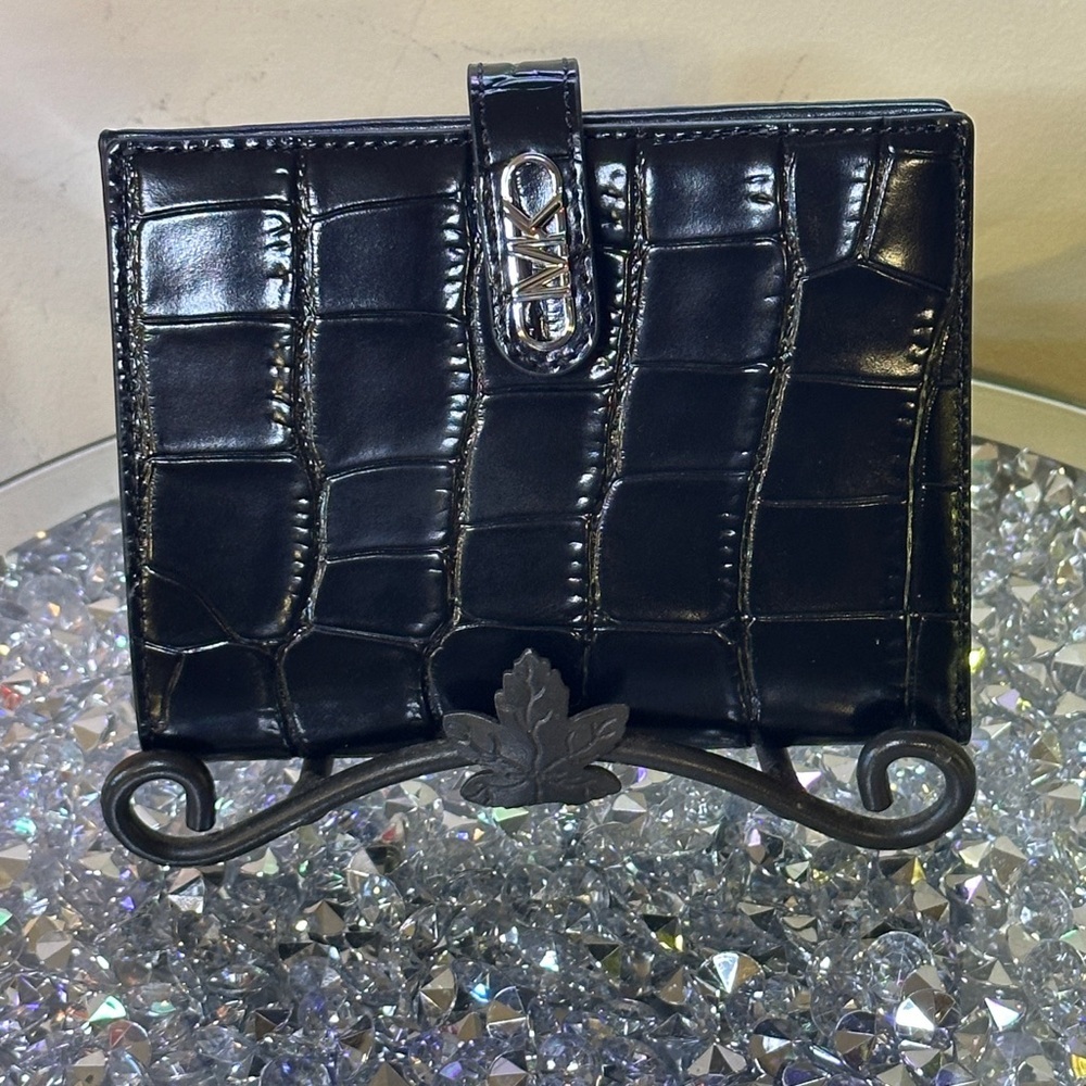 NWT - Michael Kors Crocodile Embossed Leather Wallet. Retail $128.00